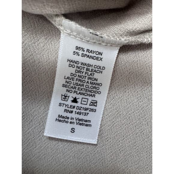 Double Zero Dolman Sleep Flowy Moth Gray Short Sleeve Blouse Women’s Size Small - Picture 8 of 8